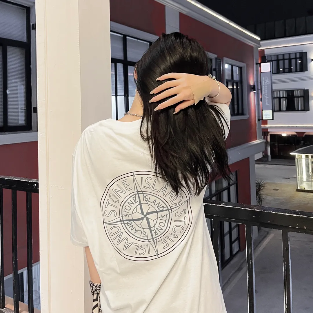 W609#P110💰 Stone Island compass big logo on the back logo printed short-sleeved men's and women's loose casual T-shirt Made of 260g combed cotton 32-count double yarn, double thread and two needles to press the thread, no deformation after long-term washing, imported 3D printing, no fading, no cracking, genuine pattern making, double tag wash, original packaging, color: black - white, size M - XXL